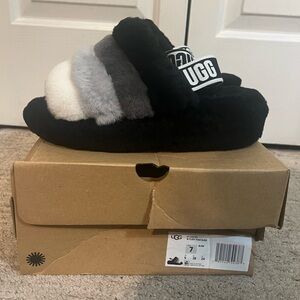 UGG Women’s Fluff Yeah Slippers